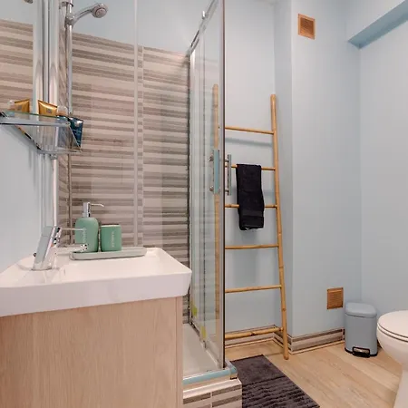 Max Crib - Seafront 2 Bedroom With Ac And Private Parking In Apartamento Armação de Pêra