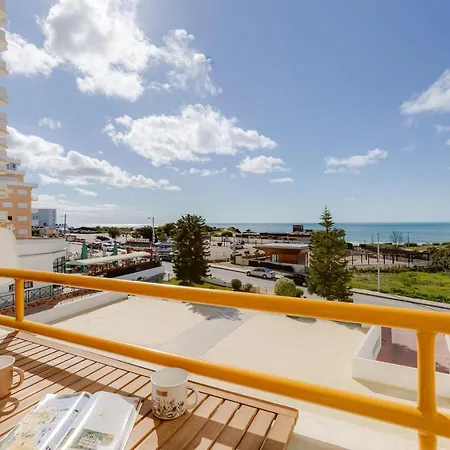 Max Crib - Seafront 2 Bedroom With Ac And Private Parking In