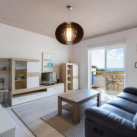 Max Crib - Seafront 2 Bedroom With Ac And Private Parking In